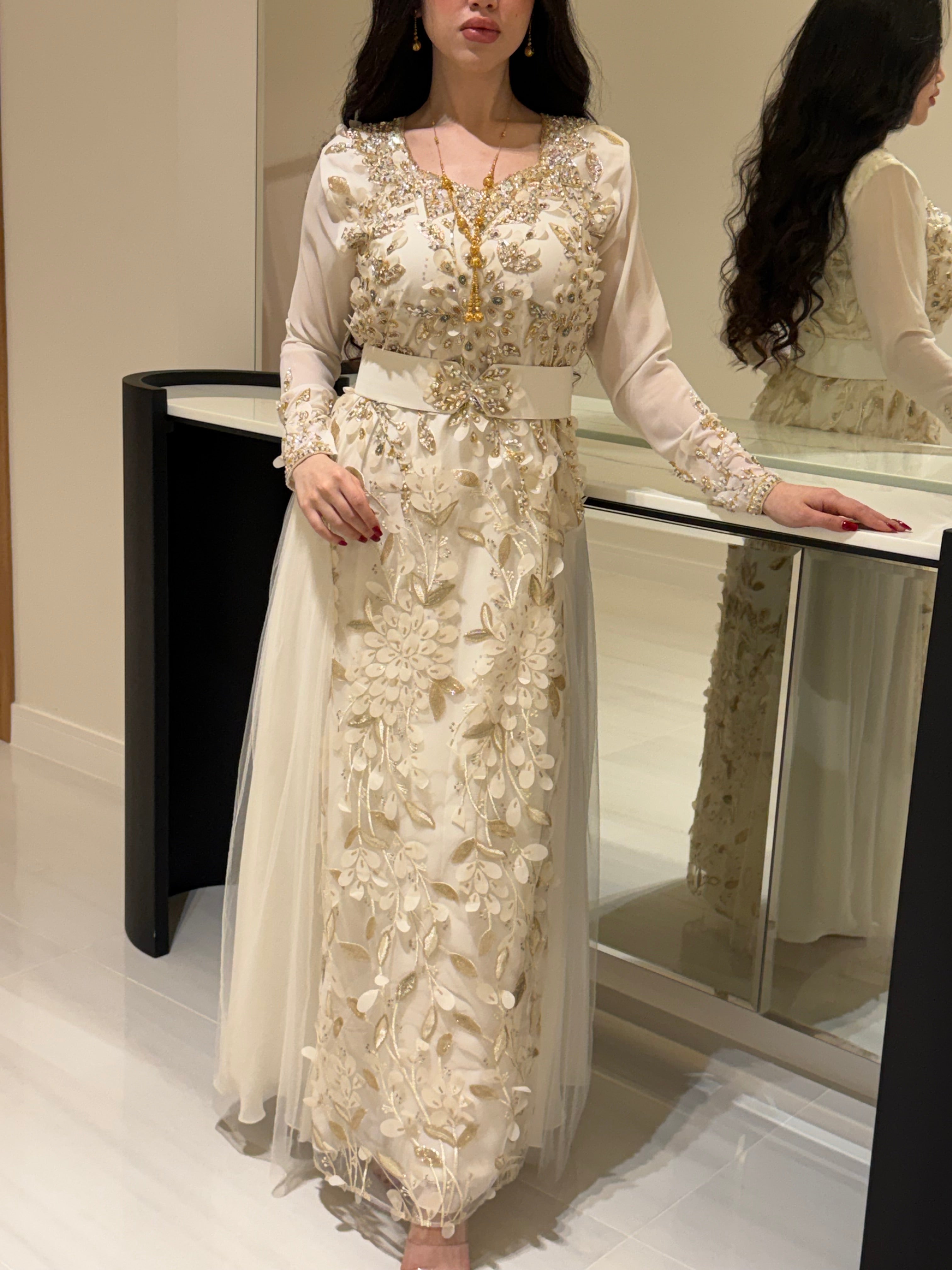 GL35 – Golden Blossom