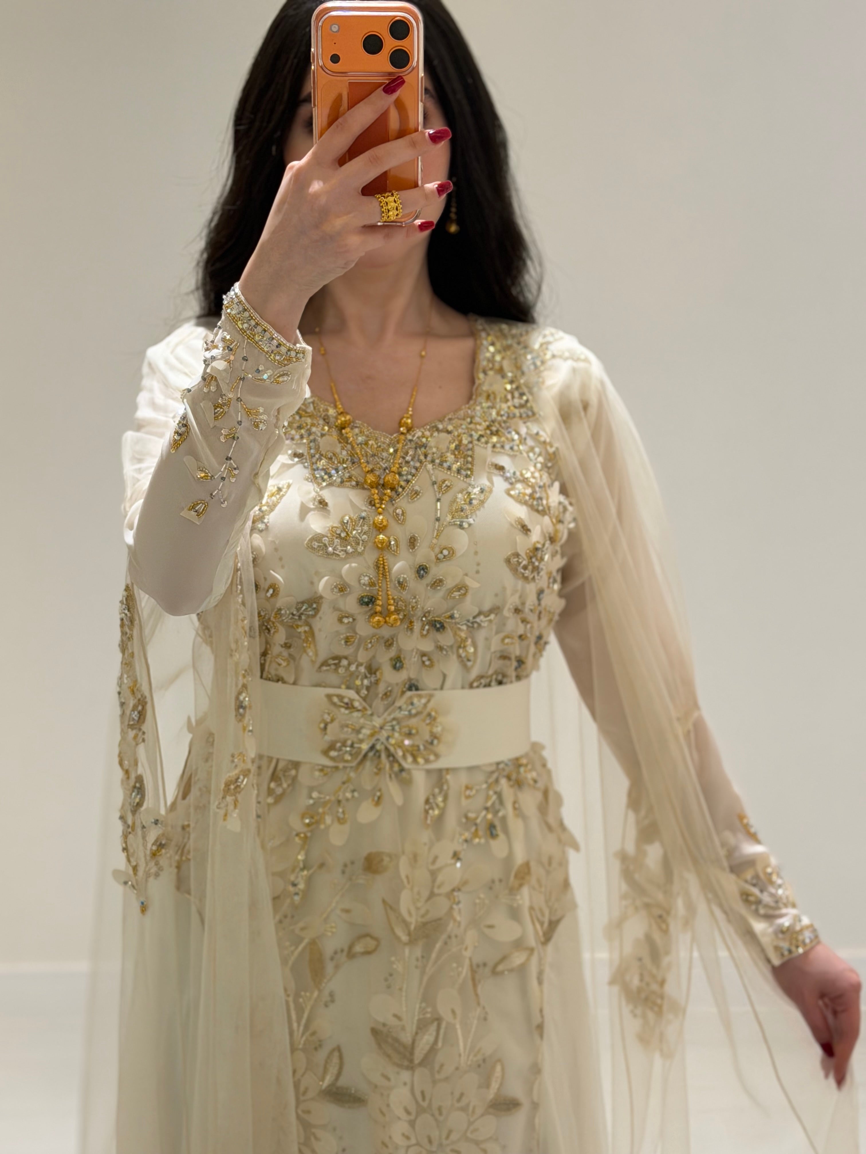 GL35 – Golden Blossom